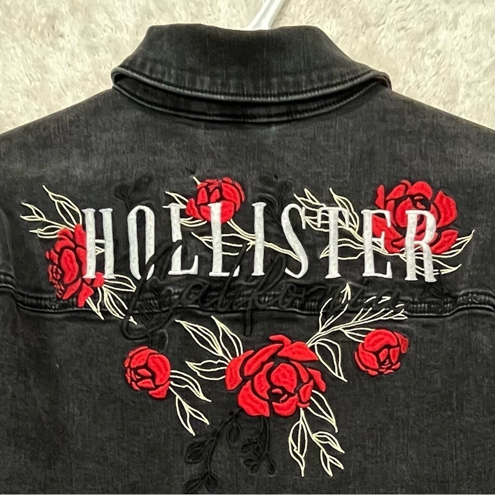 Hollister Women's Black Denim Jacket Embroidered Red Roses Spellout Sz S Boho